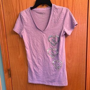 Lavender V-Neck Top with Heart Accents Sz L
Live Love Dream by Aeropostale